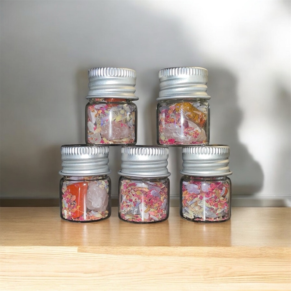 Love Manifestation Travel Sized Jar - Picture 3 of 3